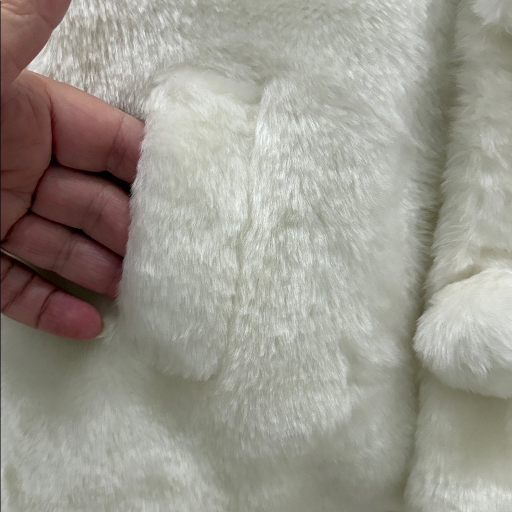 LA Sun Faux Fur Pom-Pom Coat for Kids. Size 4 - Picture 3 of 11
